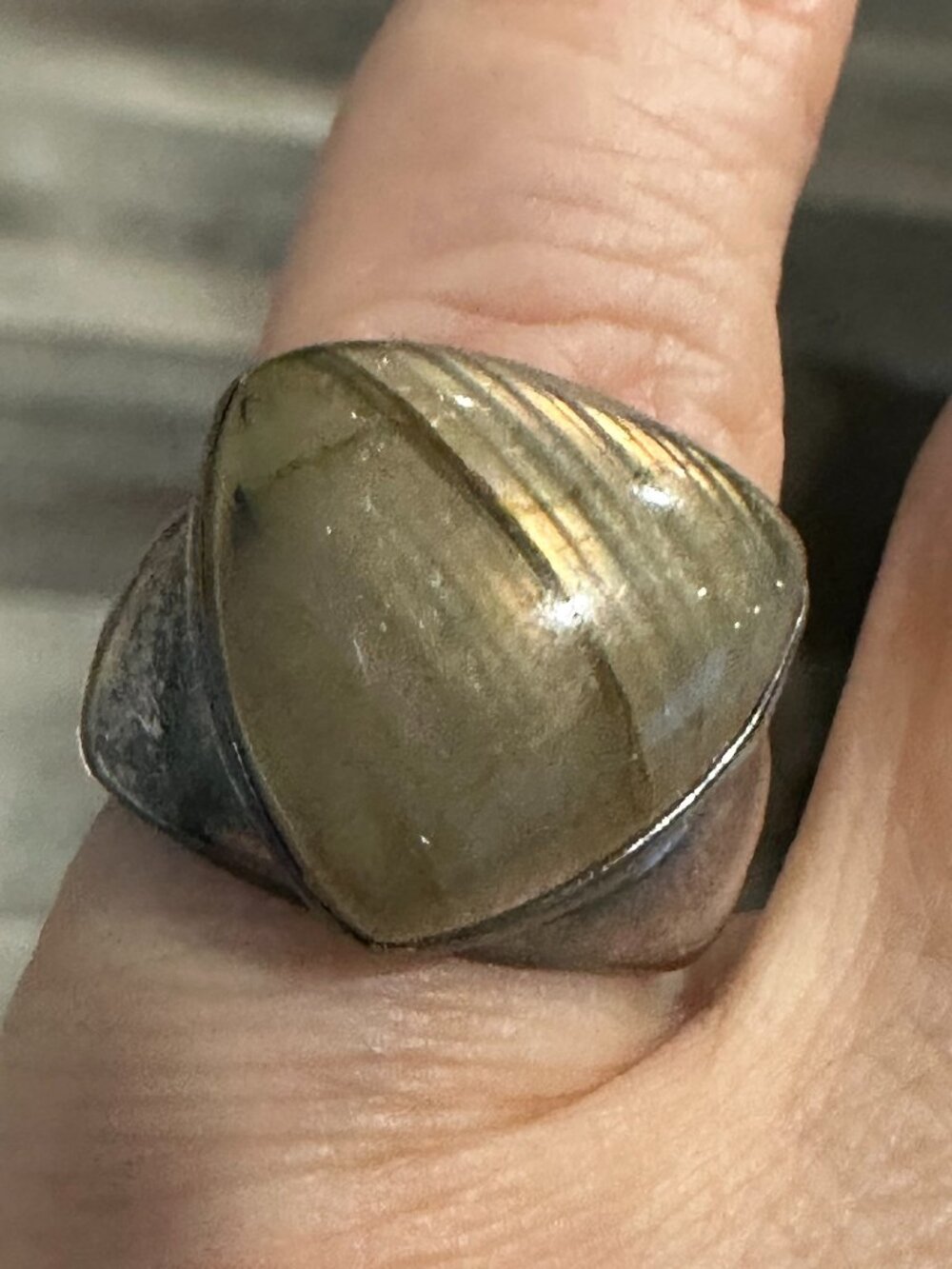 Vintage Sterling Silver Labradorite Cabochon Statement Ring 7g Size: 5